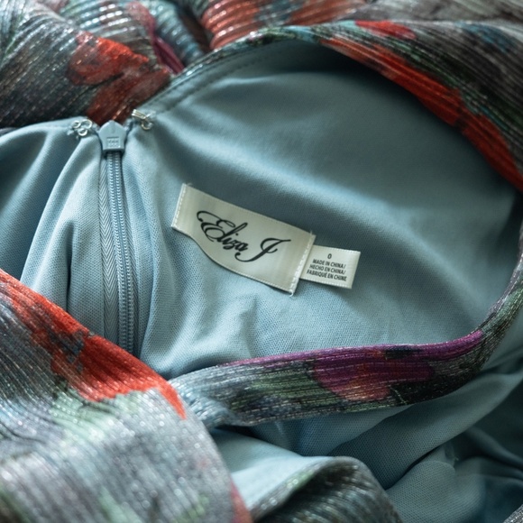 Eliza J Metallic Floral Drape Shoulder Gown - Picture 9 of 10